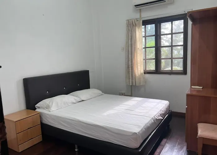 Lumut Titi Panjang Apartment